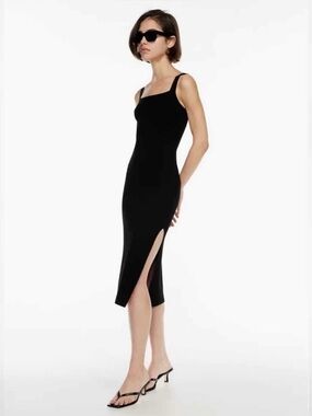 Aritzia Babaton Chase Dress (Black)